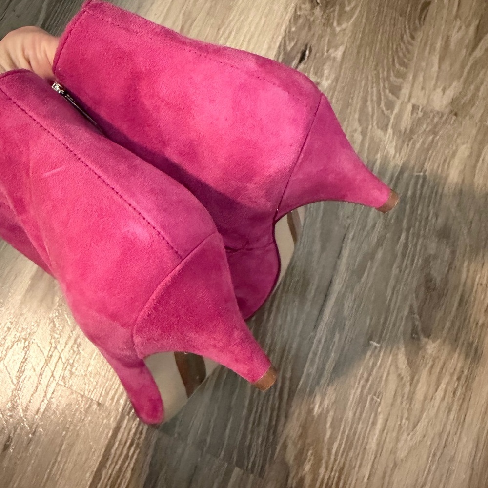 Sam Edelman Kinzey Pink Suede Ankle Boots - Picture 4 of 5